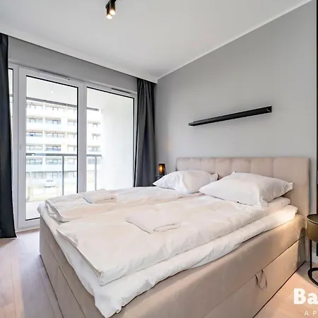 Apartamenty Balticon Kasprowicza Parking Inclusive Kolberg Exterior foto