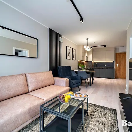 Apartamenty Balticon Kasprowicza Parking Inclusive Kolberg Exterior foto