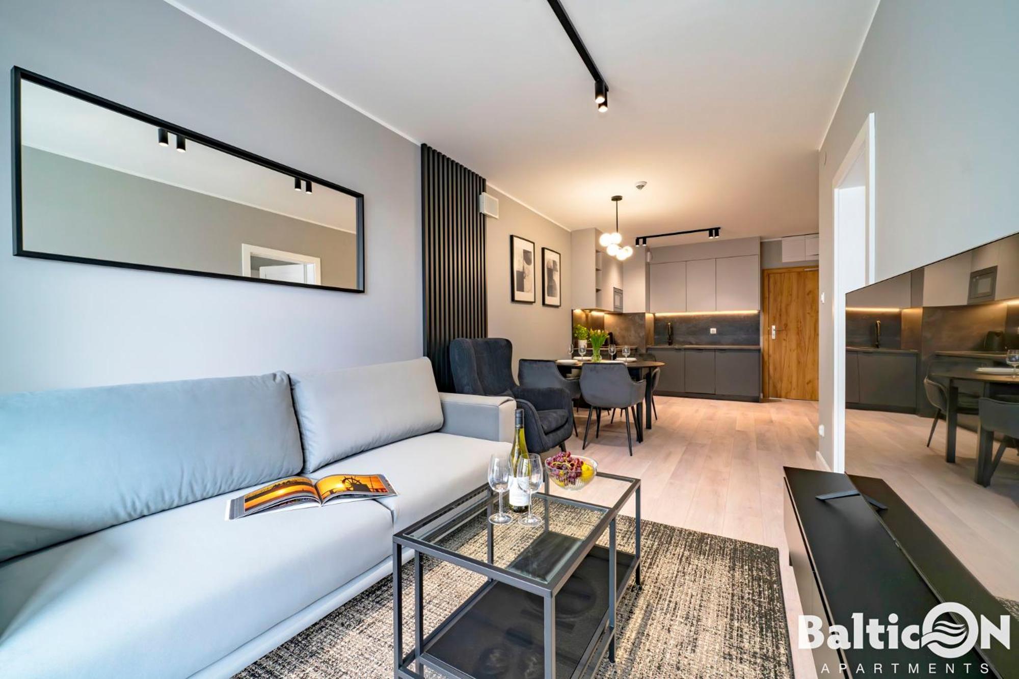 Balticon Kasprowicza Parking Inclusive