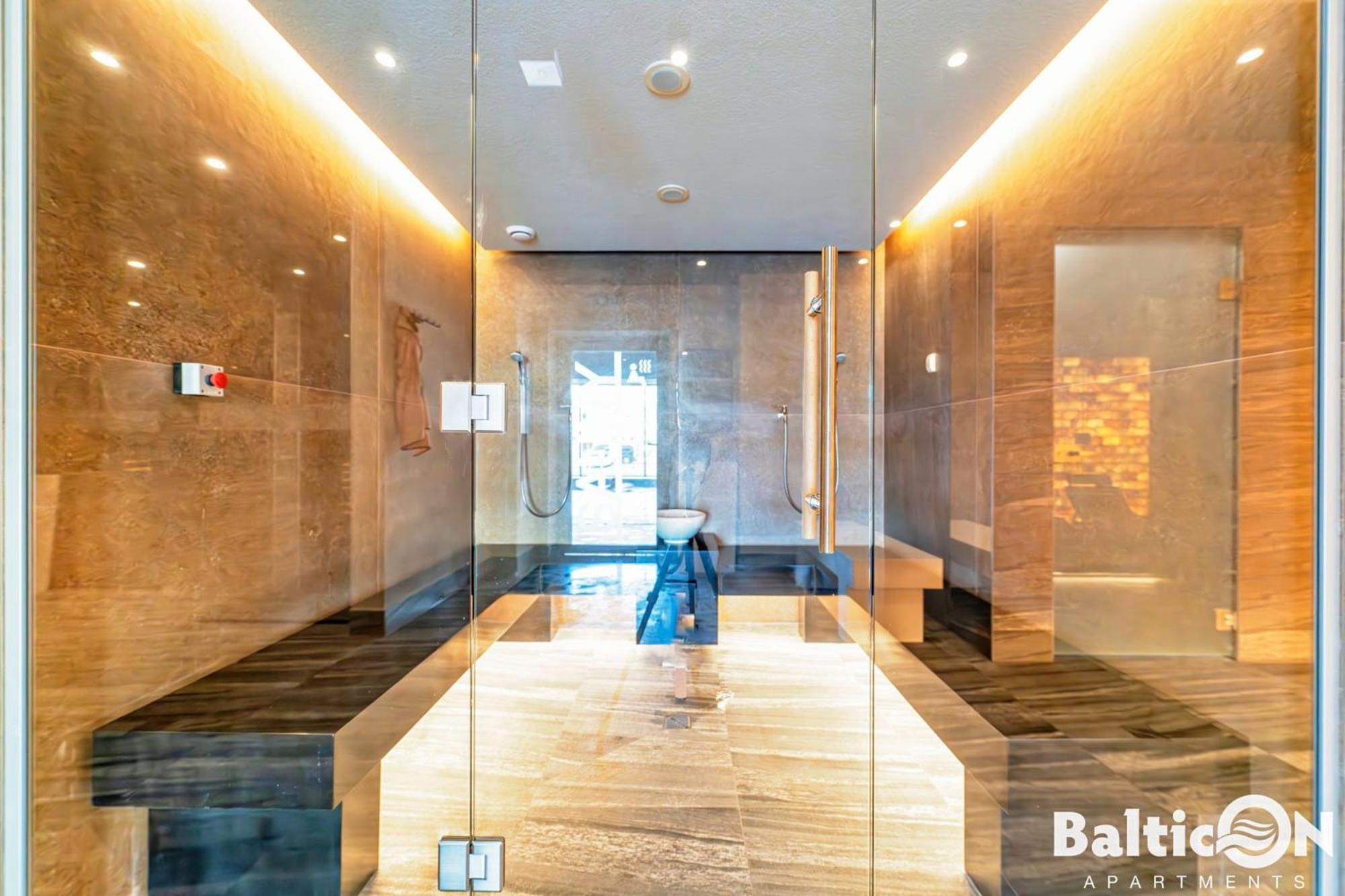 Balticon Kasprowicza Parking Inclusive